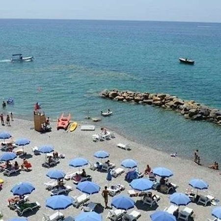 Villaggio Club La Maree Pisciotta Dış mekan fotoğraf